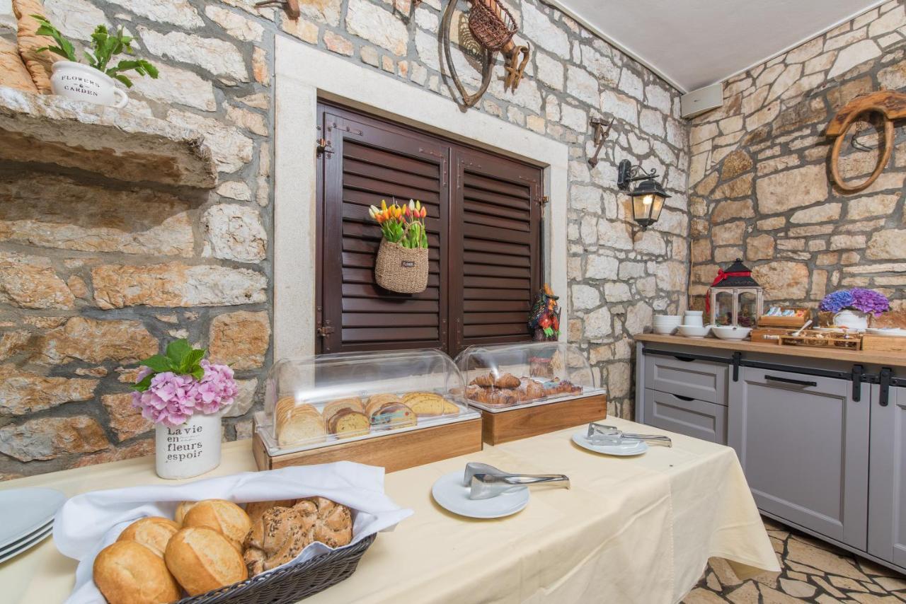 Bed & Breakfast Daniela Veleniki Екстериор снимка